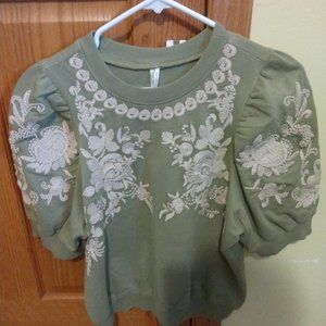 NWT Anthropologie xs green embroidered puff short sleeve sweater